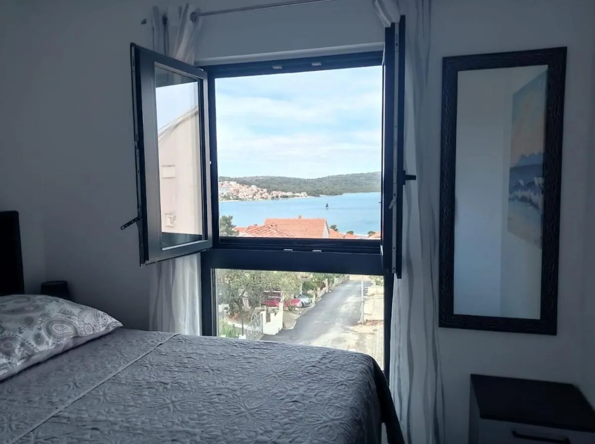 Apartment Kuraja Trogir