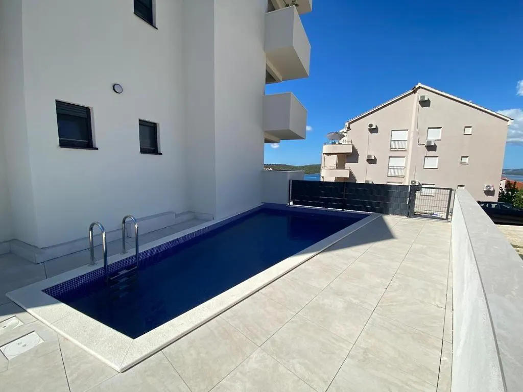 Apartment Kuraja Trogir