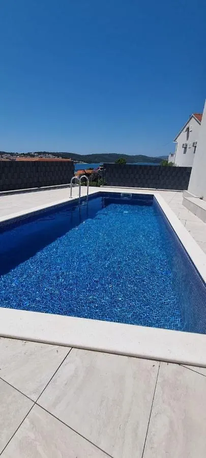 Apartment Kuraja Trogir