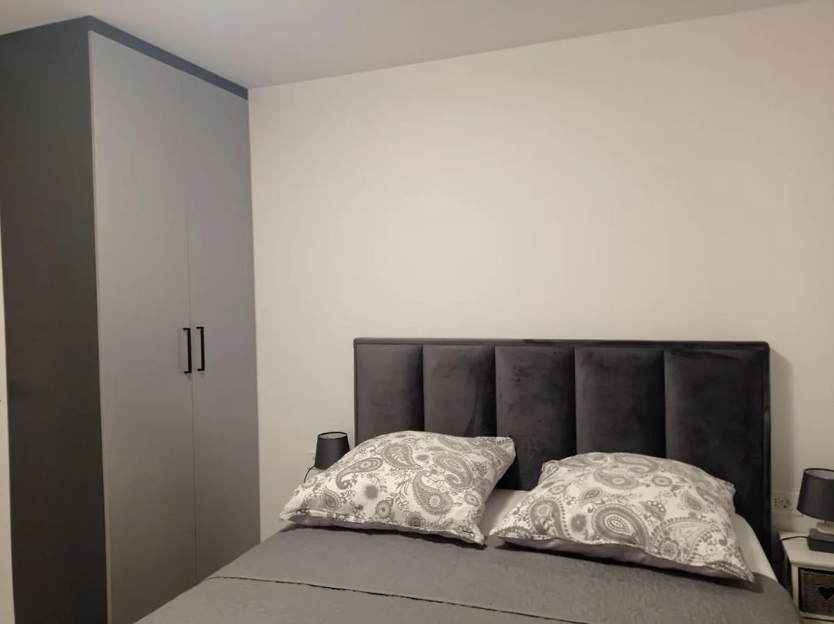 Apartment Kuraja トロギール クロアチア